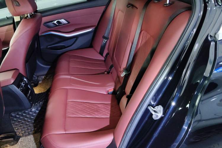 Used BMW 3 Series 2022 325i M Sport Package Left Rear Seat