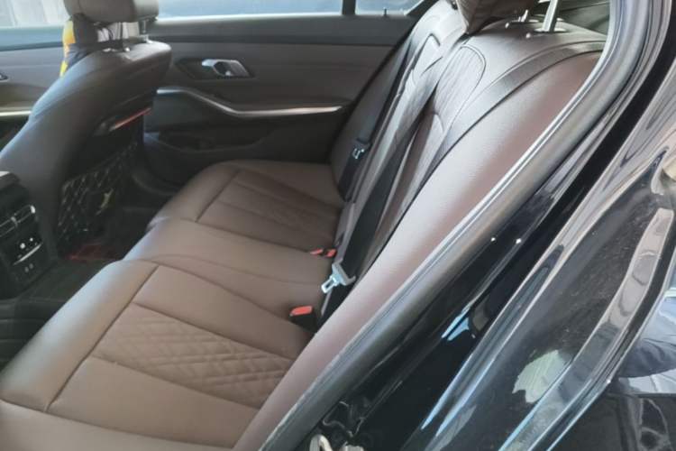 Used BMW 3 Series 2022 Restyled 320Li M Sport Package Left Rear Seat