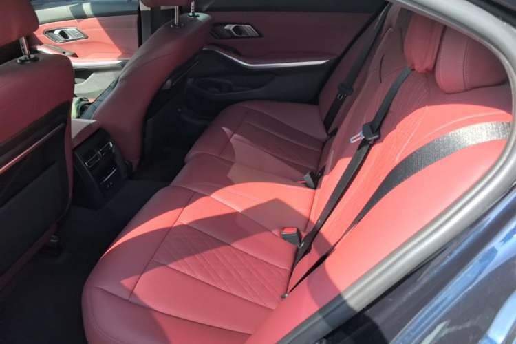 Used BMW 3 Series 2022 320Li M Sport Package Left Rear Seat