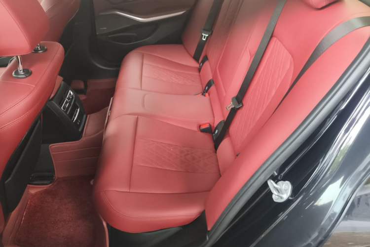 Used BMW 3 Series 2022 Updated 325i M Sport Package Left Rear Seat