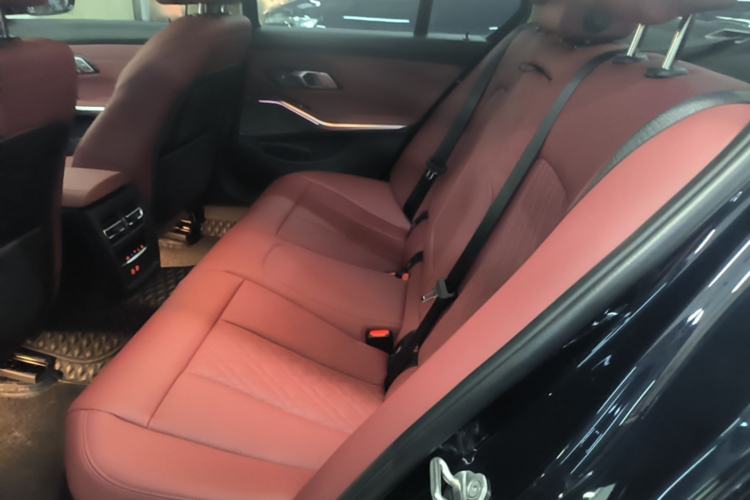 Used BMW 3 Series 2022 325i M Sport Night Edition Package Left Rear Seat