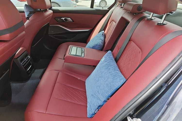 Used BMW 3 Series 2022 Revised 325i M Sport Night Edition Package Left Rear Seat