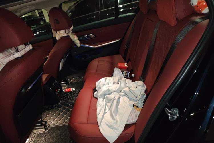 Used BMW 3 Series 2022 325Li M Sport Night Edition Package Left Rear Seat