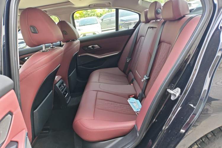 Used BMW 3 Series 2022 Revised 325i M Sport Night Edition Package Left Rear Seat