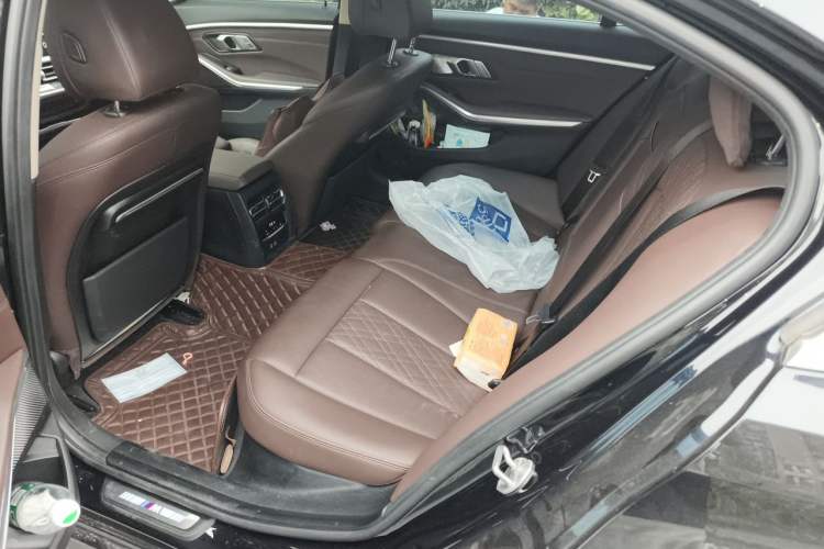 Used BMW 3 Series 2022 320Li M Sport Package Left Rear Seat