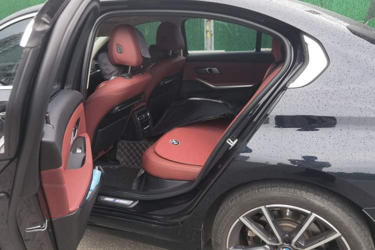 Used BMW 3 Series 2022 325Li M Sport Package Left Rear Seat