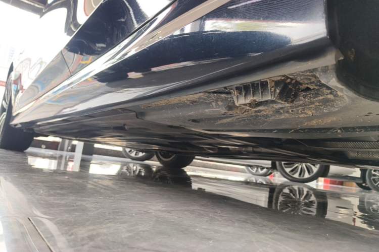 Used BMW 3 Series 2022 325Li M Sport Package Left Side Sill