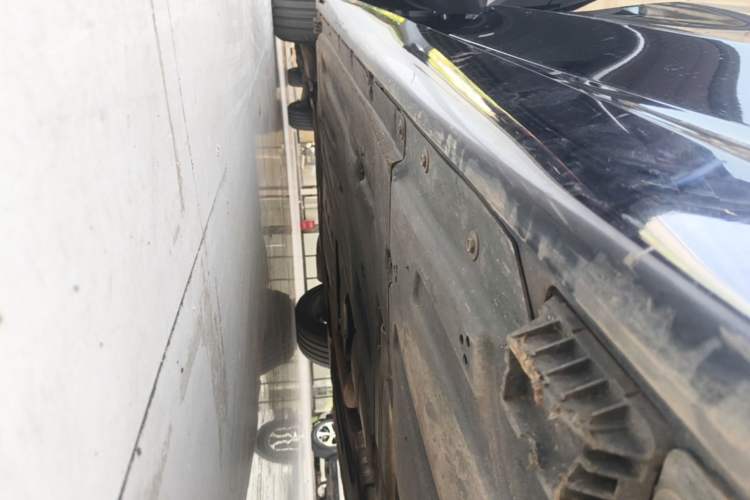 Used BMW 3 Series 2022 Updated 325Li M Sport Package Left Side Sill