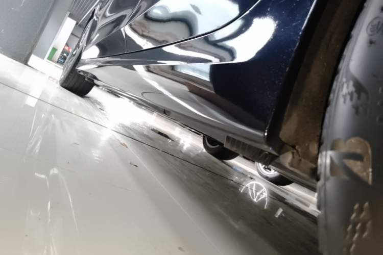 Used BMW 3 Series 2022 325Li M Sport Night Edition Package Left Side Sill