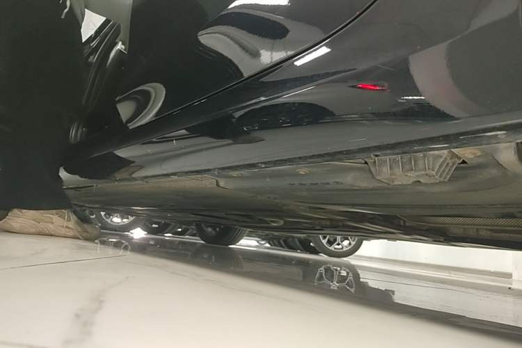 Used BMW 3 Series 2022 Updated 325Li M Sport Package Left Side Sill