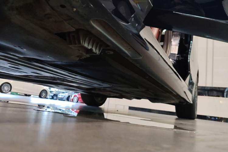 Used BMW 3 Series 2022 Restyled 330Li xDrive M Sport Night Edition Package Left Side Sill