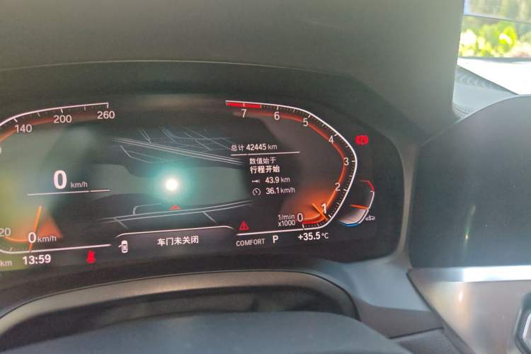 Used BMW 3 Series 2022 330i M Sport Night Edition Odometer Close Up