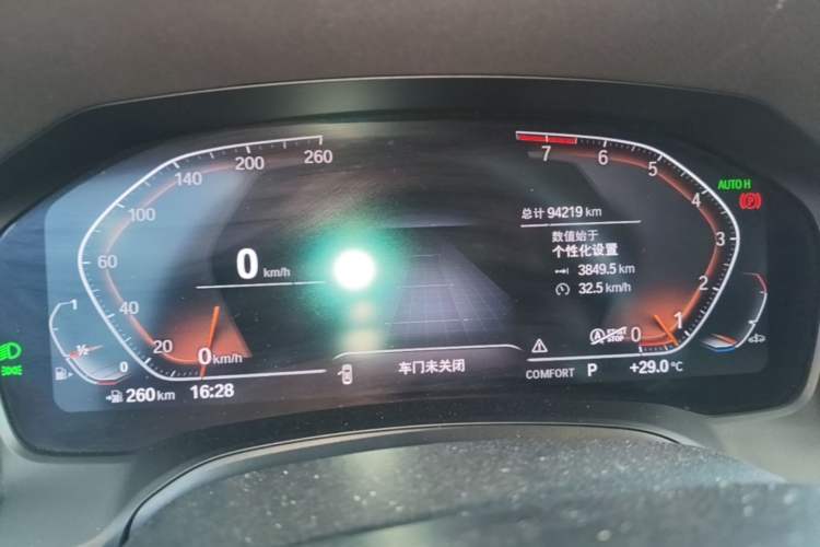 Used BMW 3 Series 2022 Restyled 320Li M Sport Package Odometer Close Up