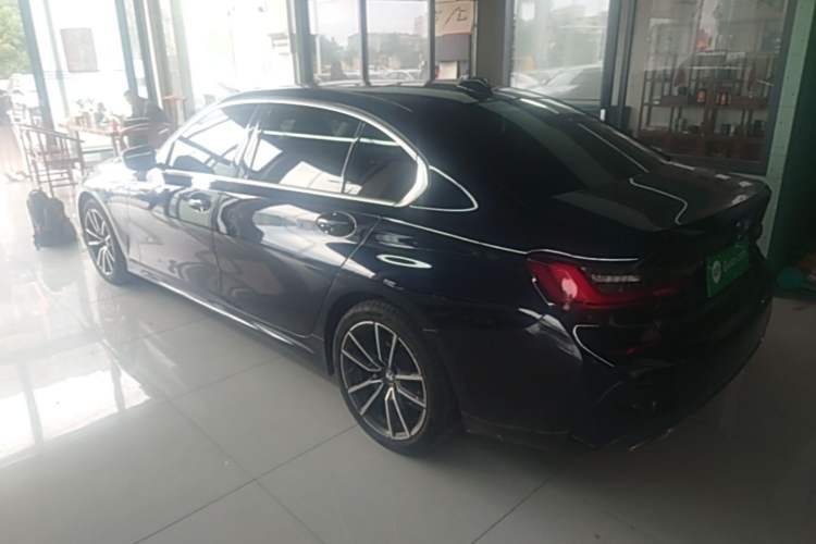 Used BMW 3 Series 2022 Restyled 320Li M Sport Package Rear Left 45 Deg