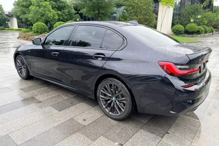 Used BMW 3 Series 2022 Restyled 330Li xDrive M Sport Night Edition Package Rear Left 45 Deg