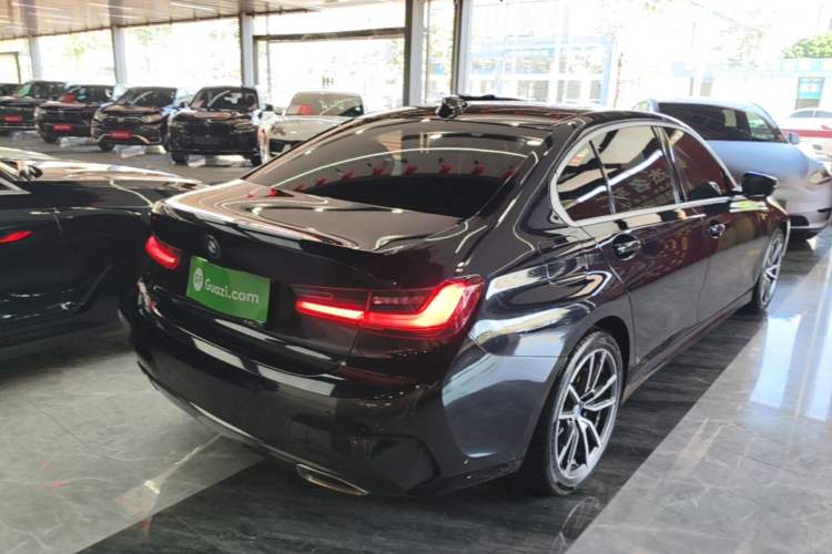 Used BMW 3 Series 2022 320Li M Sport Package Rear Right 45 Deg