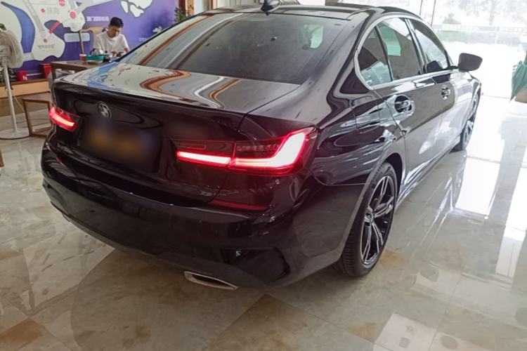 Used BMW 3 Series 2022 Updated 325i M Sport Package Rear Right 45 Deg