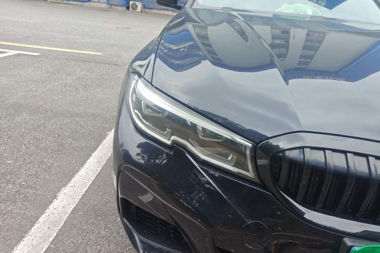 Used BMW 3 Series 2022 Restyled 325Li M Sport Night Edition Package Right Front Headlight