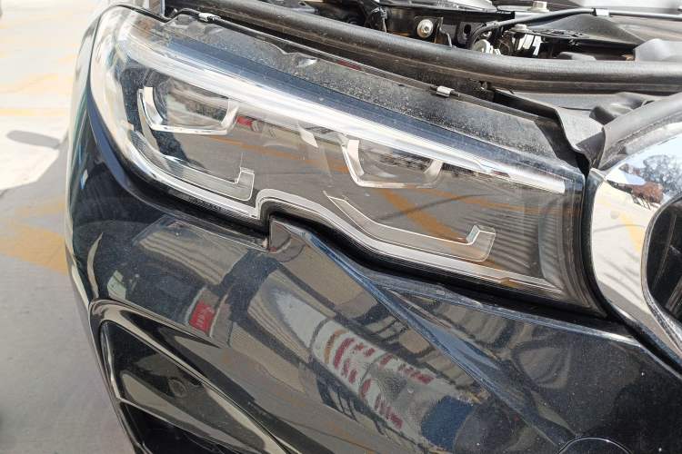 Used BMW 3 Series 2022 Updated 325Li M Sport Package Right Front Headlight