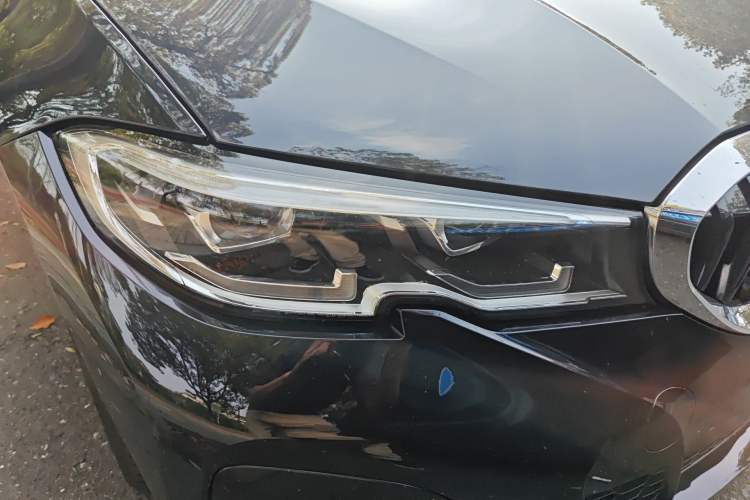 Used BMW 3 Series 2022 325Li M Sport Package Right Front Headlight