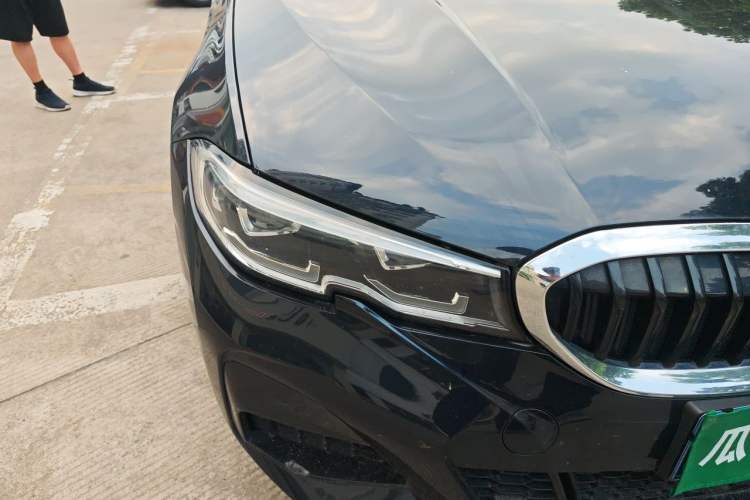 Used BMW 3 Series 2022 320Li M Sport Package Right Front Headlight
