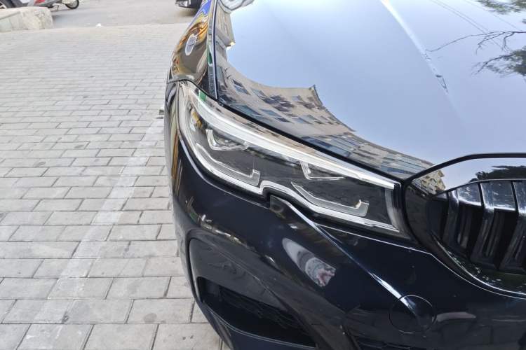 Used BMW 3 Series 2022 Restyled 325Li M Sport Night Edition Package Right Front Headlight