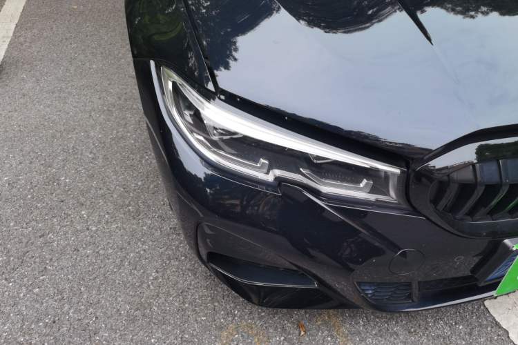 Used BMW 3 Series 2022 330Li xDrive M Sport Night Edition Package Right Front Headlight