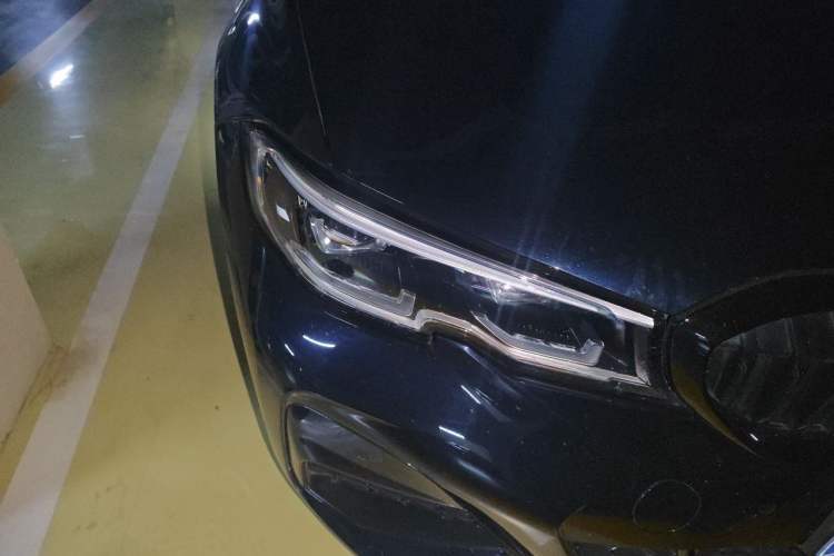 Used BMW 3 Series 2022 Restyled 325Li M Sport Night Edition Package Right Front Headlight