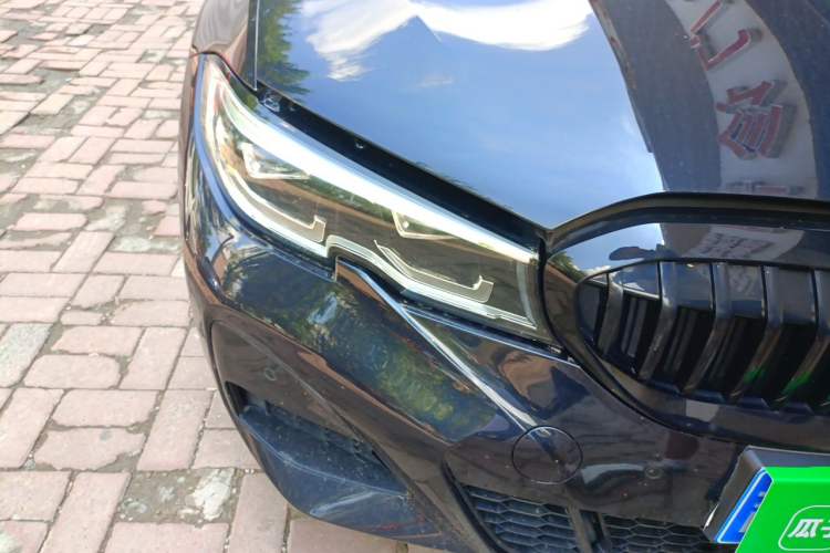 Used BMW 3 Series 2022 Restyled 325Li M Sport Night Edition Package Right Front Headlight