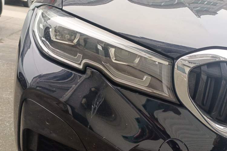 Used BMW 3 Series 2022 Updated 325Li M Sport Package Right Front Headlight