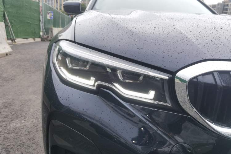Used BMW 3 Series 2022 325Li M Sport Package Right Front Headlight