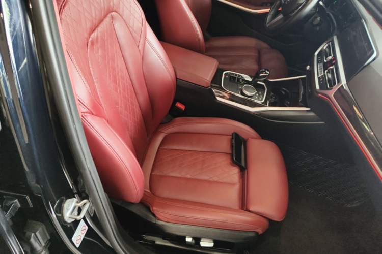 Used BMW 3 Series 2022 325Li M Sport Package Right Front Seat