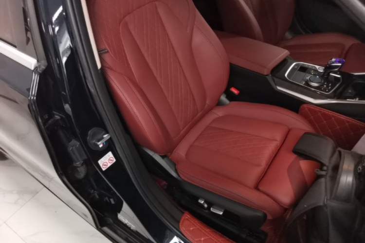 Used BMW 3 Series 2022 325Li M Sport Package Right Front Seat
