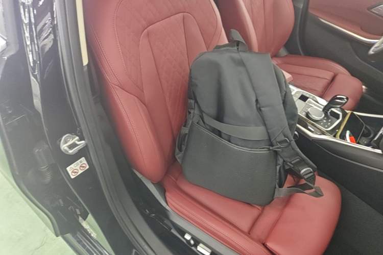 Used BMW 3 Series 2022 325Li M Sport Package Right Front Seat