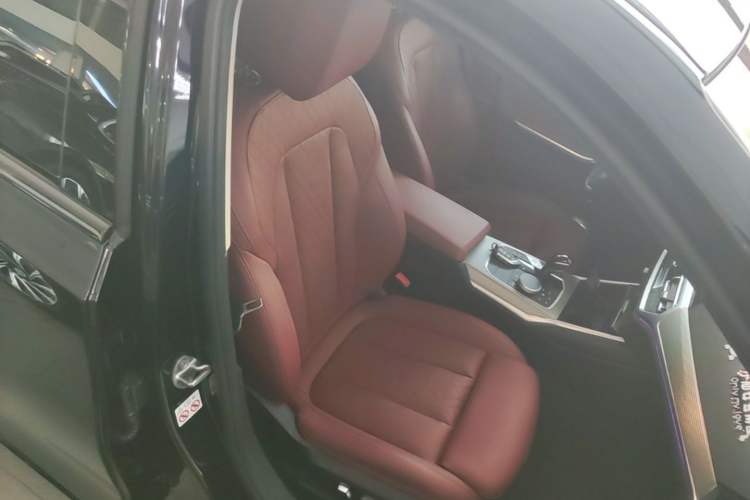 Used BMW 3 Series 2022 Restyled 325Li M Sport Night Edition Package Right Front Seat
