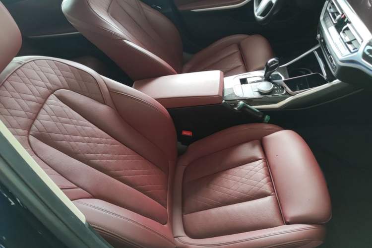 Used BMW 3 Series 2022 325Li M Sport Package Right Front Seat