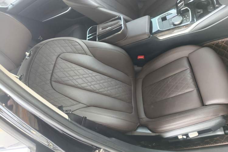 Used BMW 3 Series 2022 Updated 325Li M Sport Package Right Front Seat
