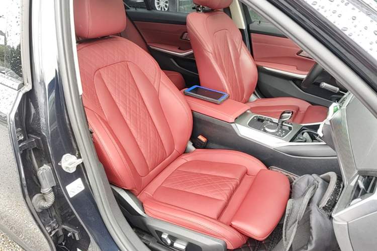 Used BMW 3 Series 2022 Restyled 325Li M Sport Night Edition Package Right Front Seat