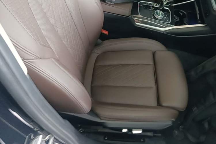 Used BMW 3 Series 2022 Updated 325Li M Sport Package Right Front Seat