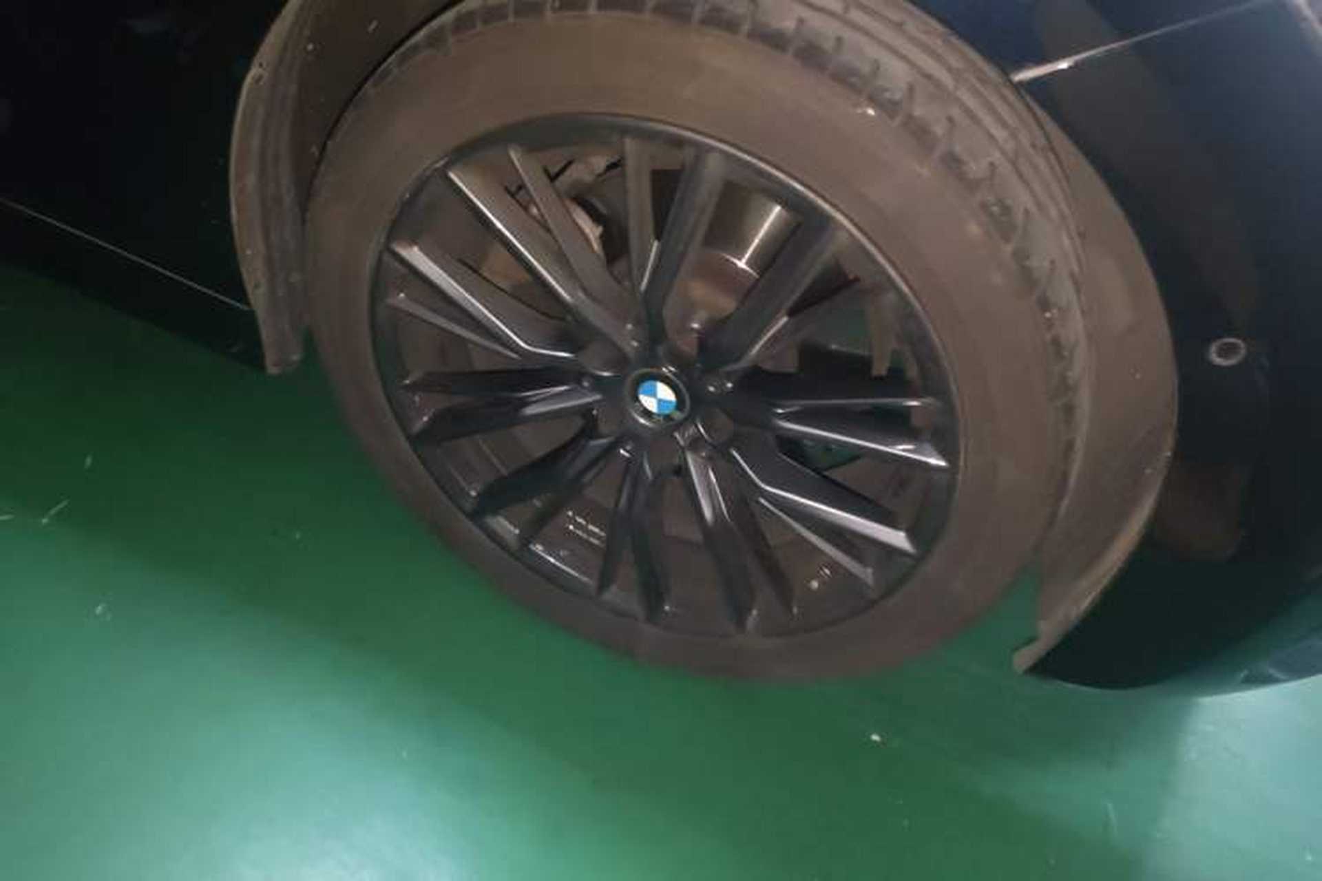 Used BMW 3 Series 2022 Updated 330i M Sport Night Edition Package Right Front Wheel Hub