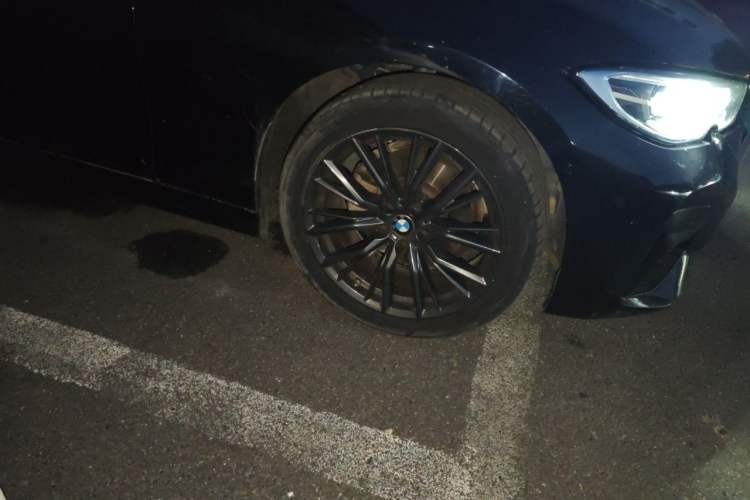 Used BMW 3 Series 2022 325Li M Sport Night Edition Package Right Front Wheel Hub