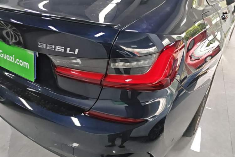 Used BMW 3 Series 2022 325Li M Sport Night Edition Package Right Rear Taillight