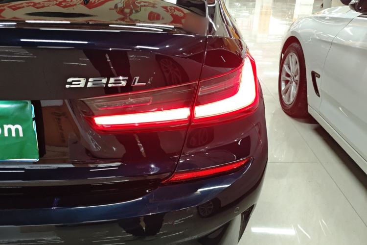 Used BMW 3 Series 2022 Updated 325Li M Sport Package Right Rear Taillight