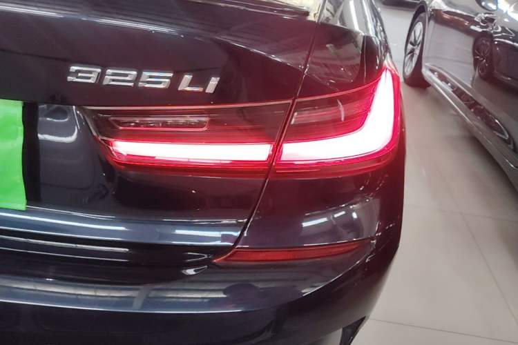 Used BMW 3 Series 2022 325Li M Sport Package Right Rear Taillight