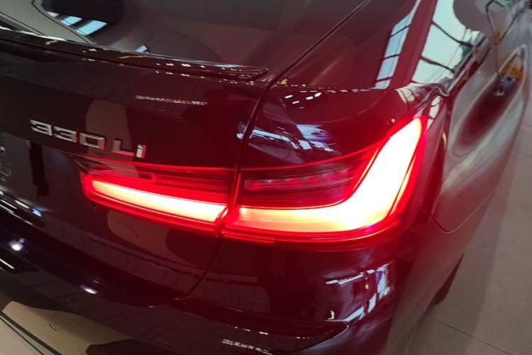 Used BMW 3 Series 2022 Restyled 330Li xDrive M Sport Night Edition Package Right Rear Taillight