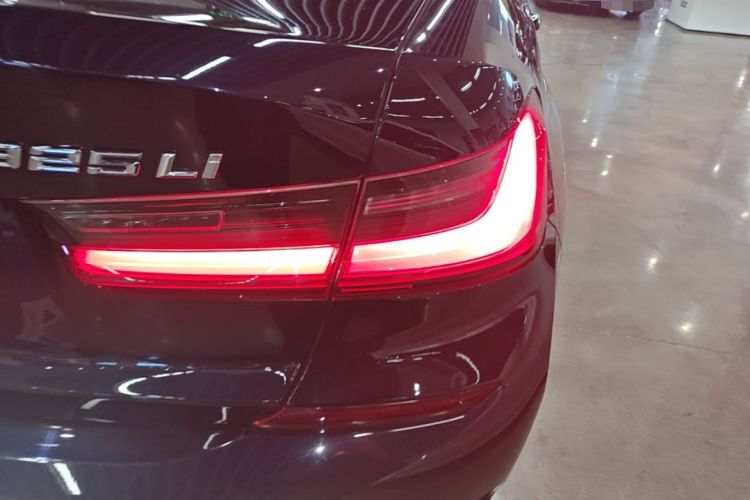 Used BMW 3 Series 2022 Restyled 325Li xDrive M Sport Package Right Rear Taillight