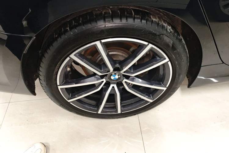 Used BMW 3 Series 2022 Updated 325Li M Sport Package Right Rear Wheel Hub
