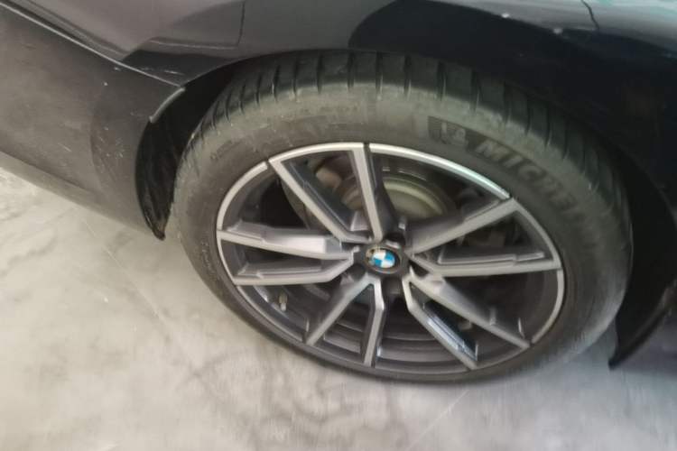 Used BMW 3 Series 2022 325Li M Sport Package Right Rear Wheel Hub