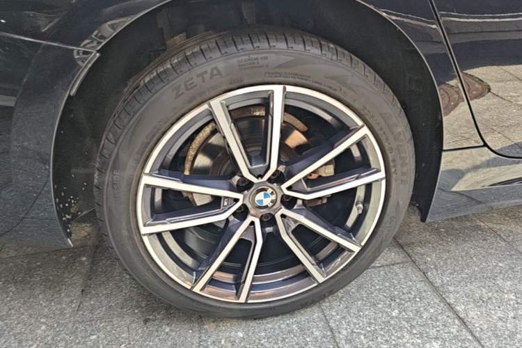 Used BMW 3 Series 2022 325Li M Sport Package Right Rear Wheel Hub