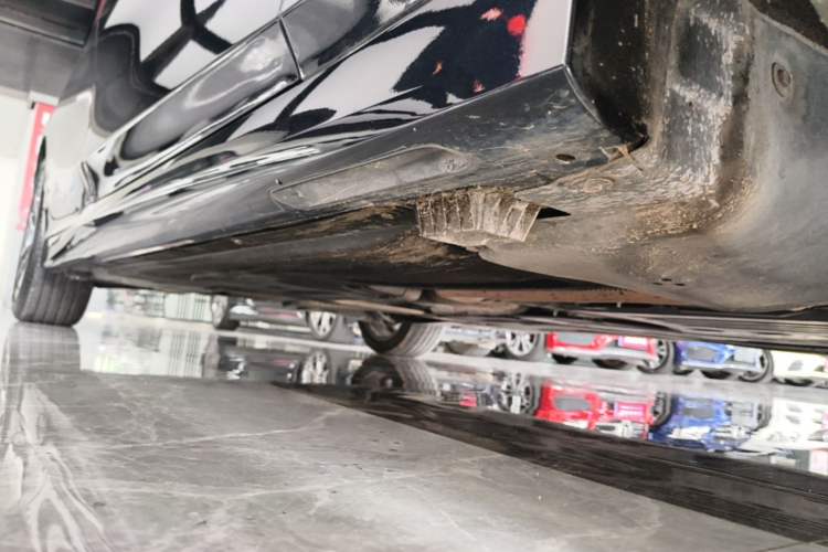Used BMW 3 Series 2022 325Li M Sport Package Right Side Sill